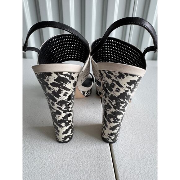 Calvin Klein Black and White Platform Heels Leather 9.5 - Picture 3 of 8